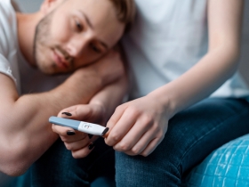 Online Support Communities for Couples Facing Infertility 